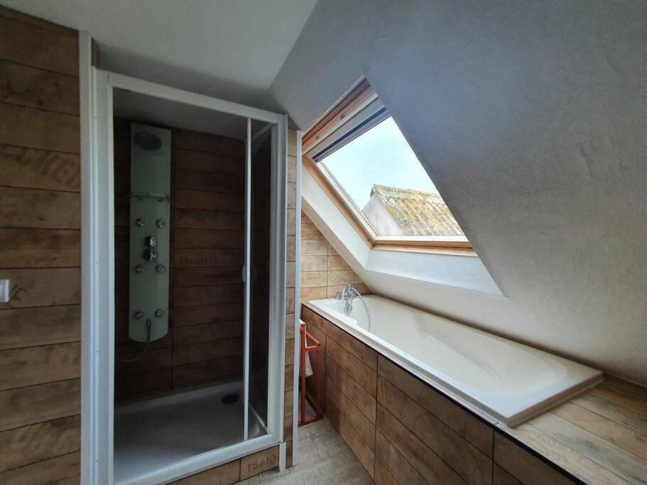 Charmant Appartement Proche Commerces Et Plages Guilvinec Exteriér fotografie